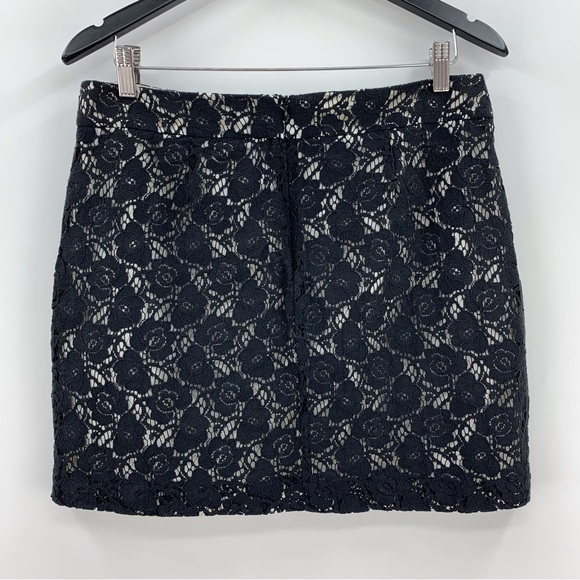 Pure Alfred Sung Black Lace Mini Skirt, Medium - Picture 4 of 16